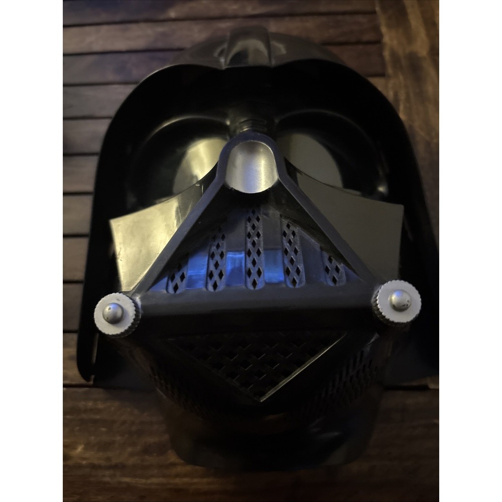 Hasbro Star Wars Darth Vader‎ Mask 2010 Talking & Sound Effects Noises